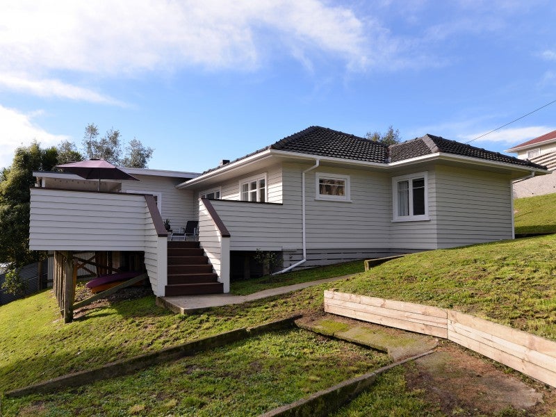 240 St Vincent Street, Toi Toi, Nelson - Carousel 1