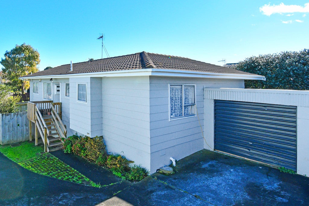1/20 Secretariat Place, Randwick Park, Auckland - Carousel 2