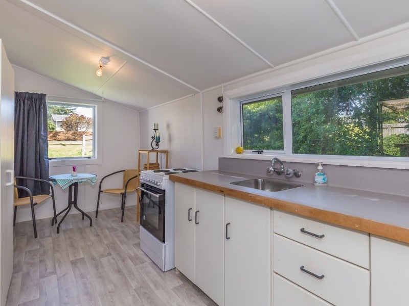 122 Park Avenue, Waitarere Beach, Levin - Carousel 2