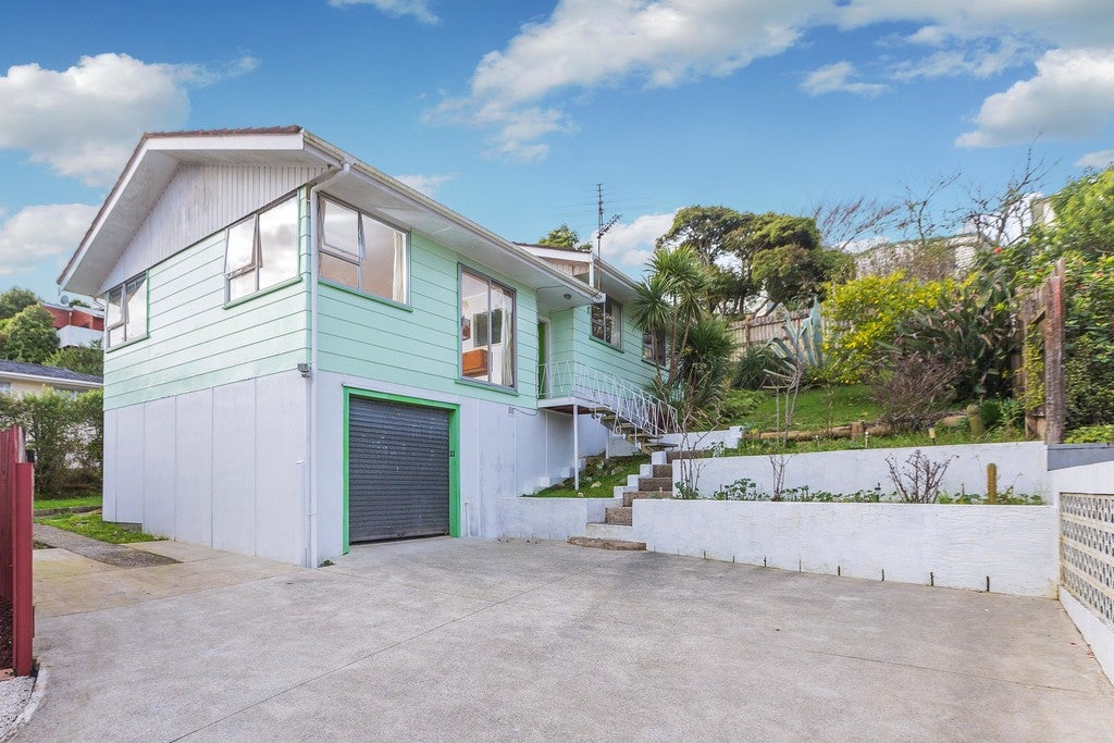 1/21 Kerria Place, Sunnynook, Auckland - Carousel 1