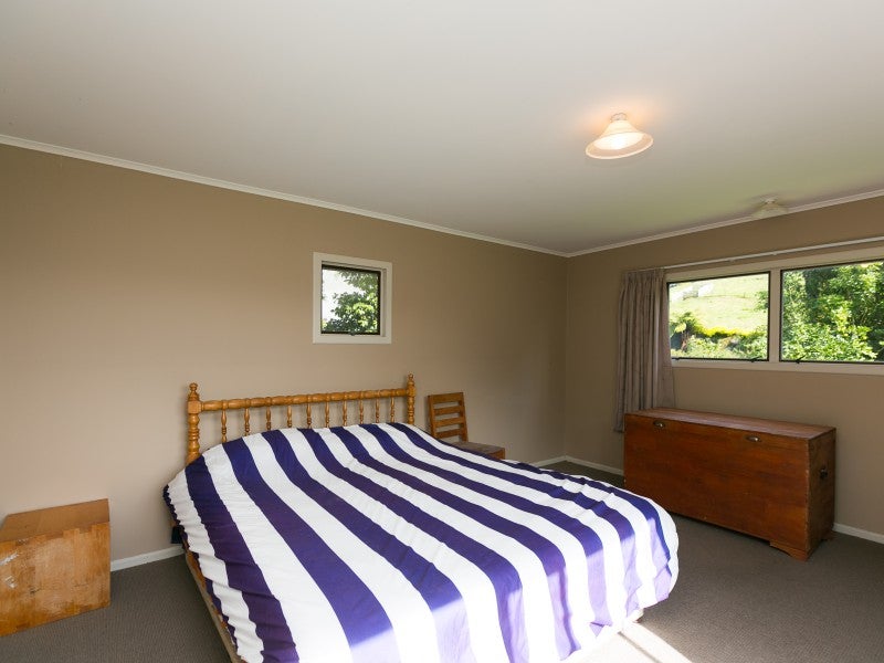 98 Egmont Road, Hillsborough, New Plymouth - Carousel 26