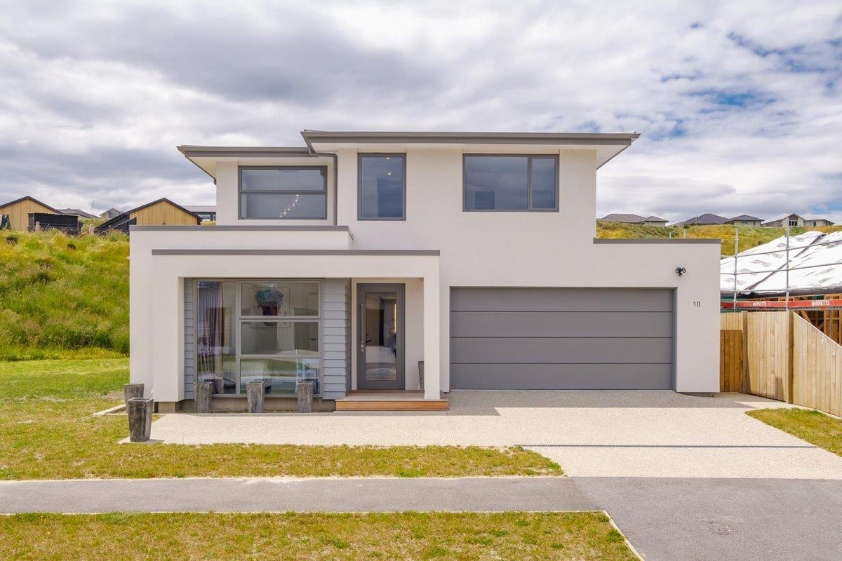 10 Peterley Road, Lower Shotover, Queenstown - Carousel 1