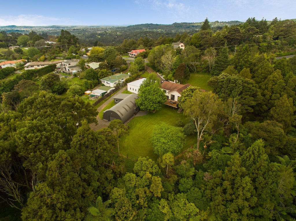 283 Forest Road, WAIATARUA, AUCKLAND - Carousel 1