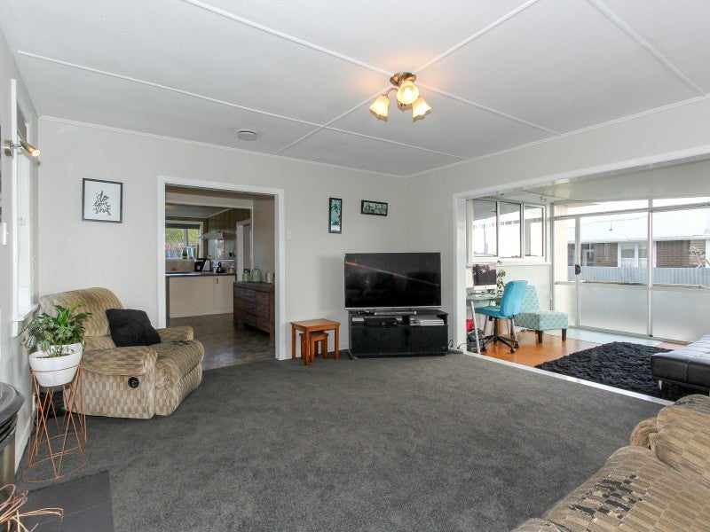 19 King Street, Waitara, Waitara - Carousel 2