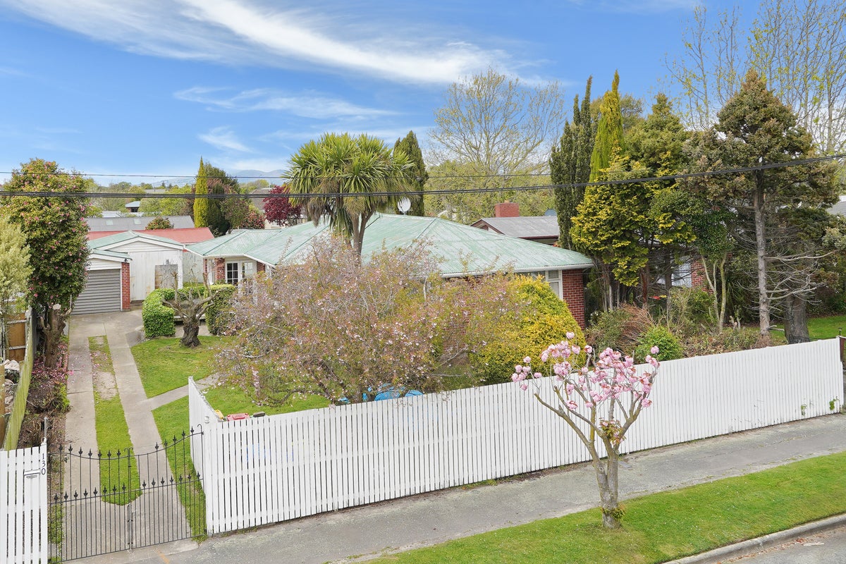 130 Mooray Avenue, Bishopdale, Christchurch - Carousel 1