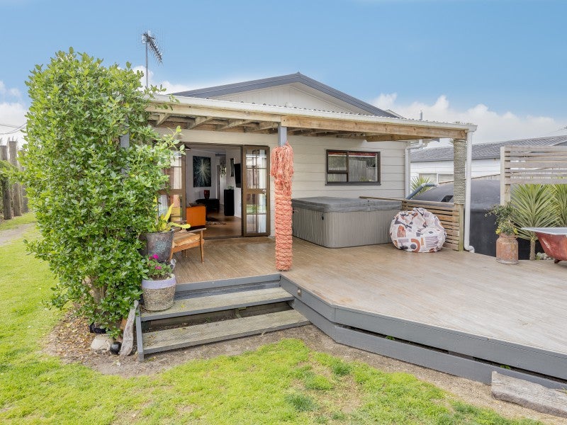 353 Te Horo Beach Road, Te Horo Beach - Carousel 1