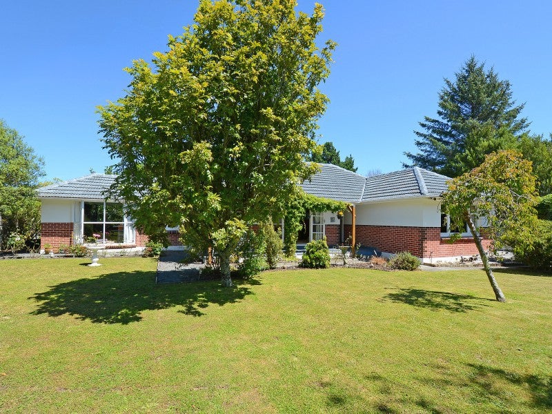 44 Gillespies Road, Birchville, Upper Hutt - Carousel 2