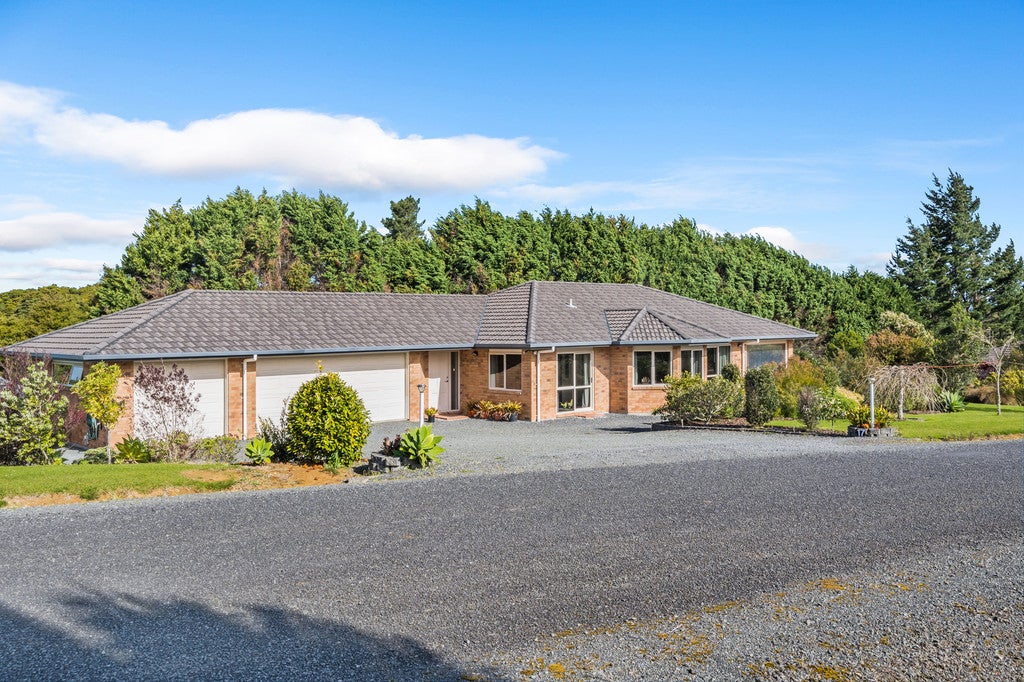 17 Bretts Place, Kamo - Carousel 1