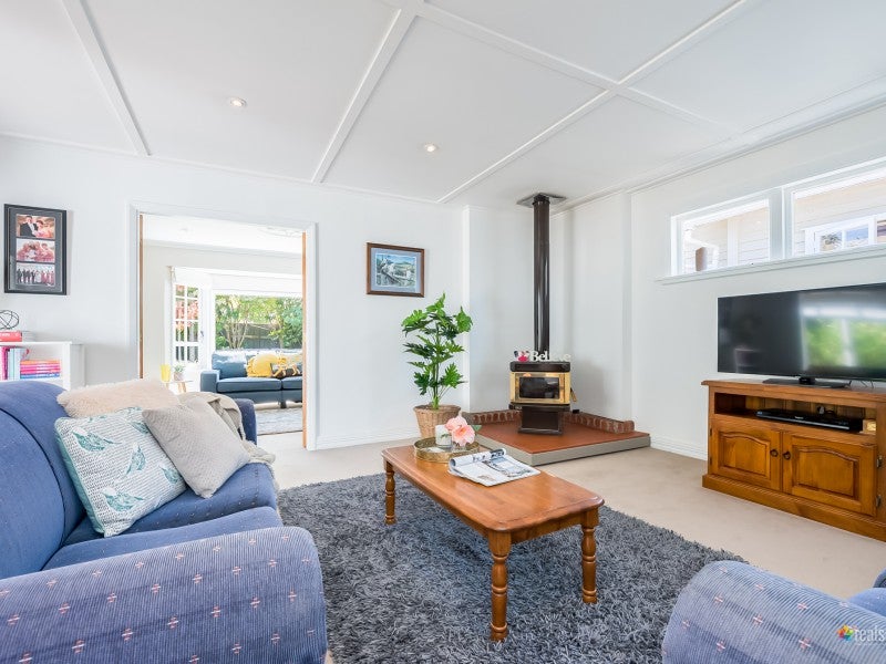 3 Bauchop Road, Waterloo, Lower Hutt - Carousel 2