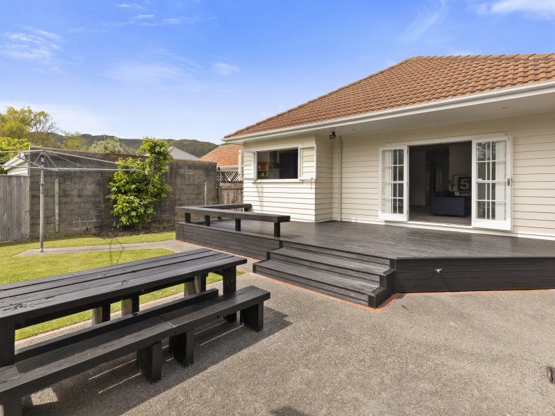46 Brasell Street, Fairfield, Lower Hutt - Carousel 2
