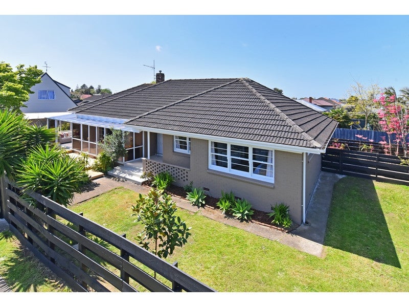 2/16 Omagh Avenue, Papatoetoe, Auckland - Carousel 1