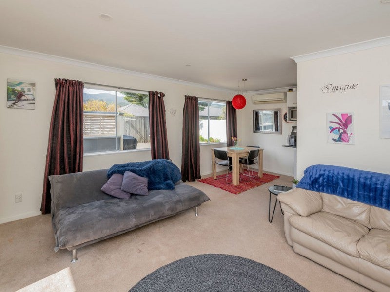 88A Hillcrest Road, Raumati Beach, Paraparaumu - Carousel 2