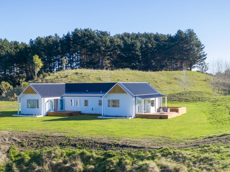 17 Amelia Way, Manakau, Levin - Carousel 2