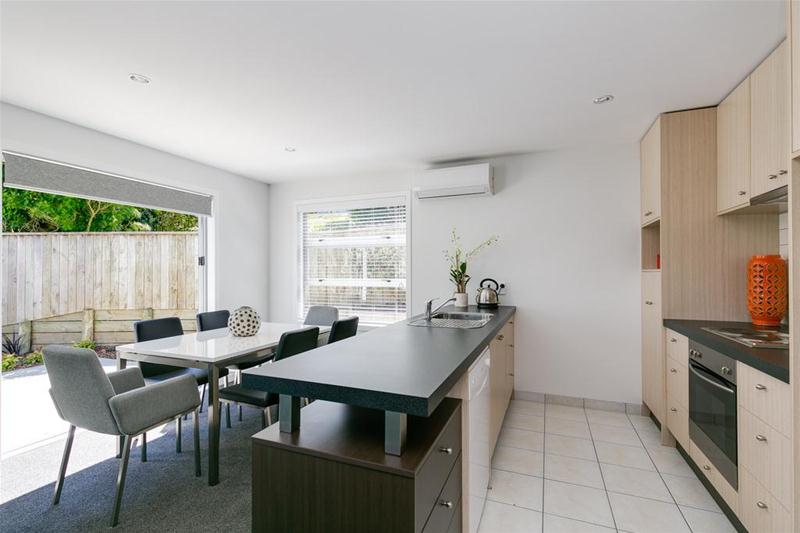 5C Ryan Grove, Tawa, Wellington - Carousel 2