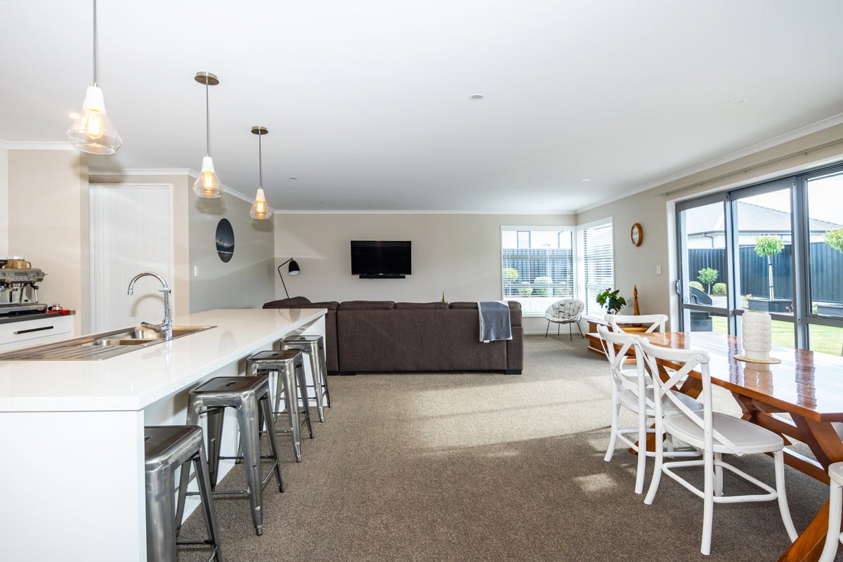 5 Lazarette Loop, Gleniti, Timaru - Carousel 2