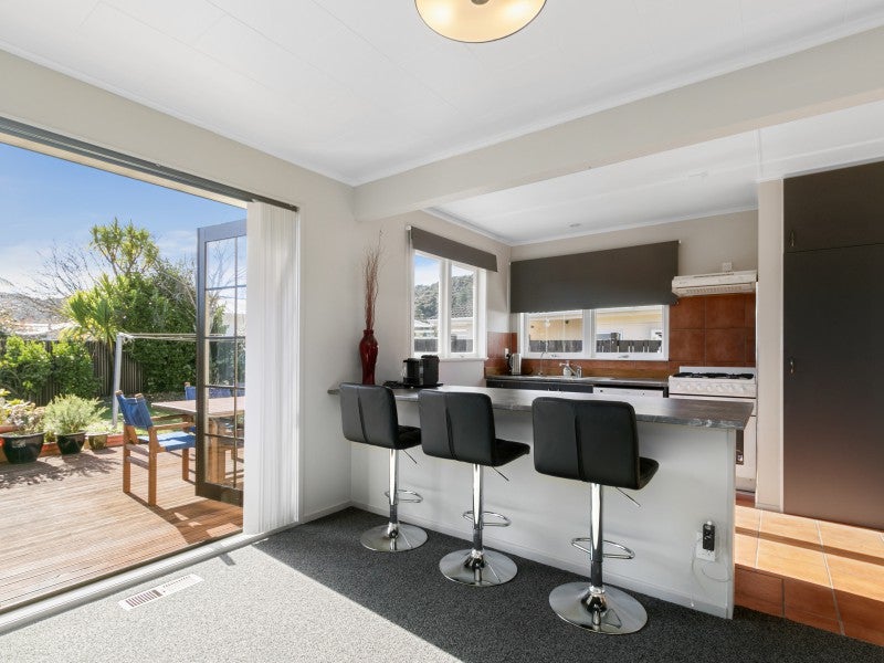 57 Parkway, Wainuiomata, Lower Hutt - Carousel 2