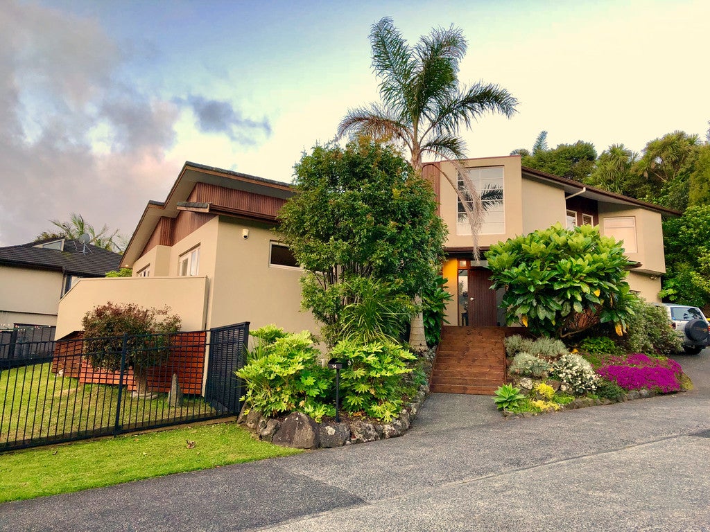 14 Chamari Close, Titirangi, Auckland - Carousel 1