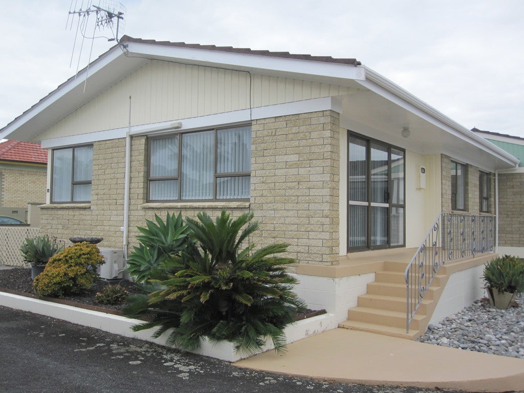 27 Kamo Road, Regent, Whangarei - Carousel 2