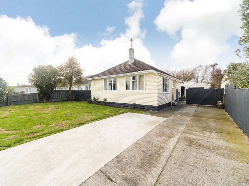 20 Winchester Street, Awapuni, Palmerston North - Carousel 2