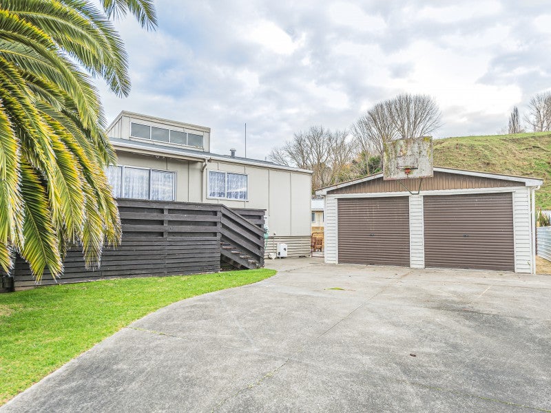 2 Photinia Place, Aramoho, Whanganui - Carousel 20