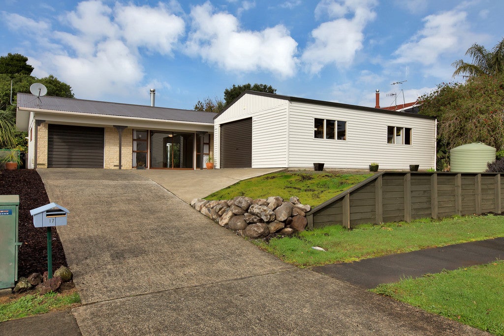 17 Ascot Avenue, Kamo, Whangarei - Carousel 2