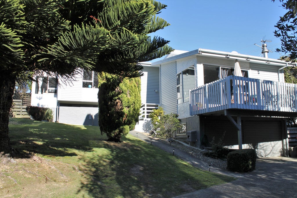 87 Spinnaker Drive, Whitby, Porirua - Carousel 2