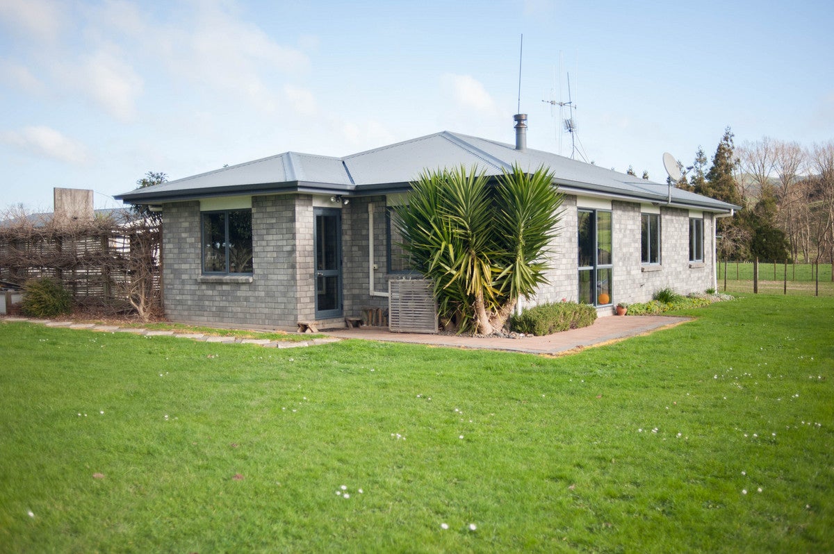 105 O'Shea Road, Pirongia, Te Awamutu - Carousel 1