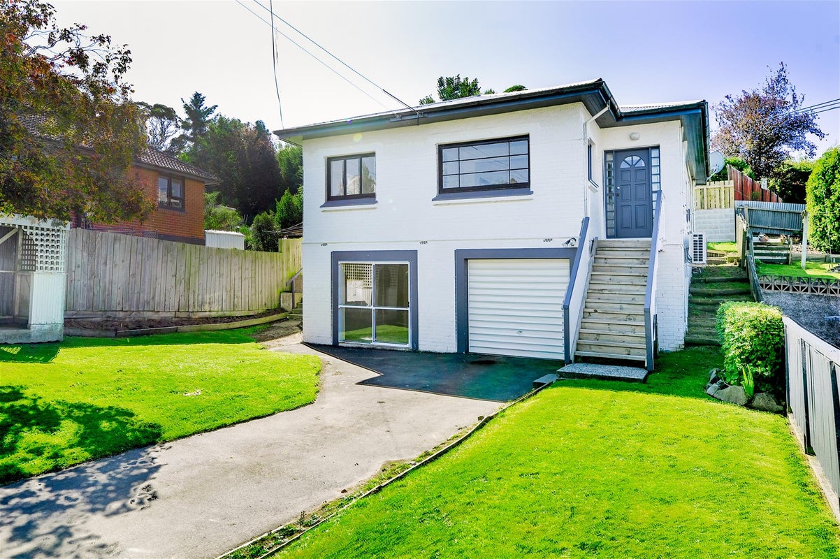 18 Durham Street, Mornington, Dunedin - Carousel 2