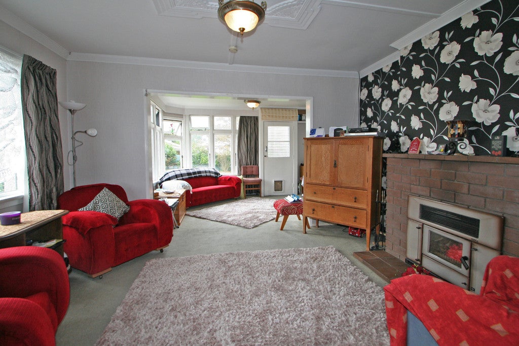 61 Stobo Street, Grasmere, Invercargill - Carousel 2