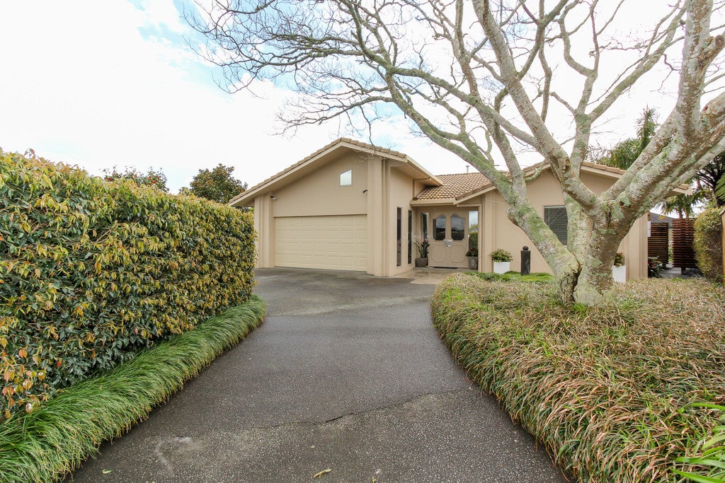 3B Kinross Drive, Merrilands, New Plymouth - Carousel 20