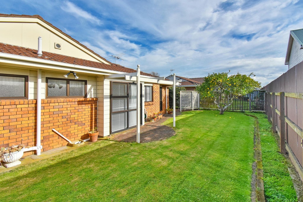 3/10 Glen Avenue, Papatoetoe, Auckland - Carousel 2