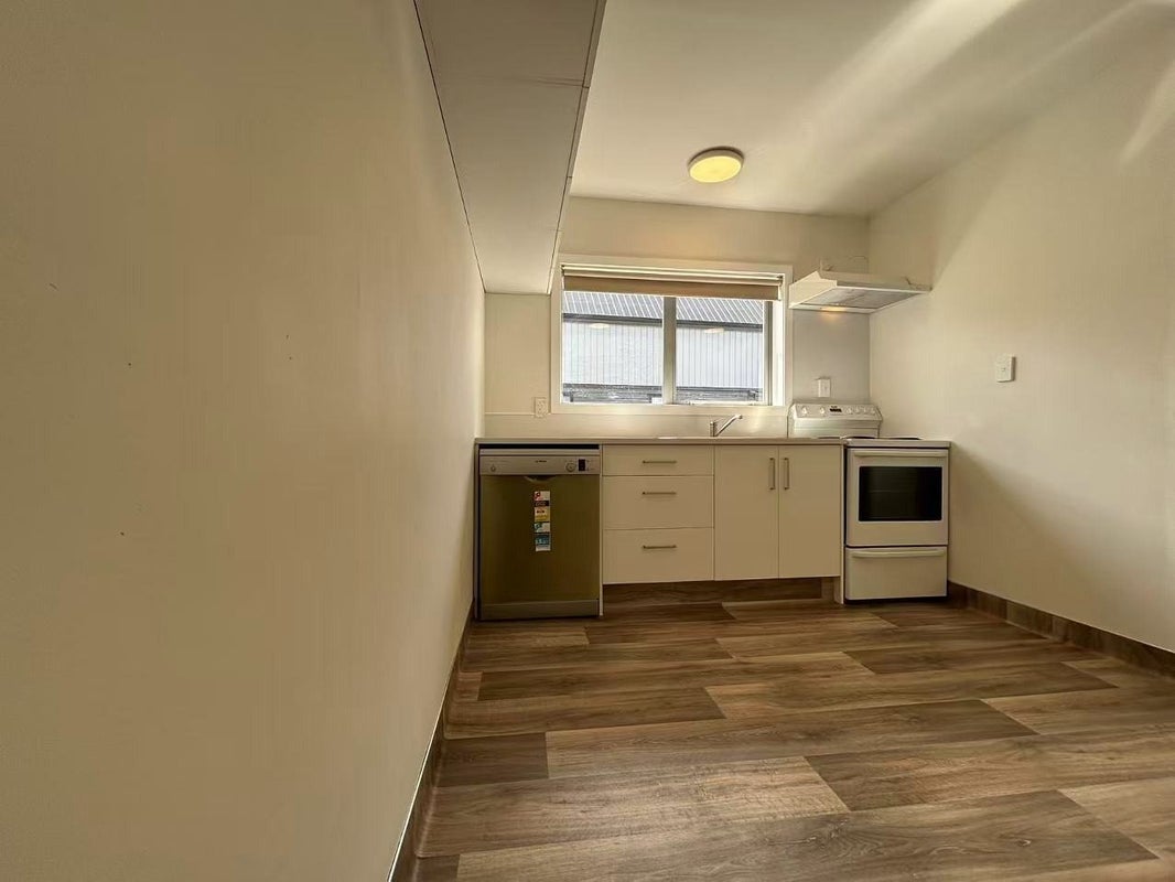 12B Lunn Avenue, Mount Wellington, Auckland - Carousel 2