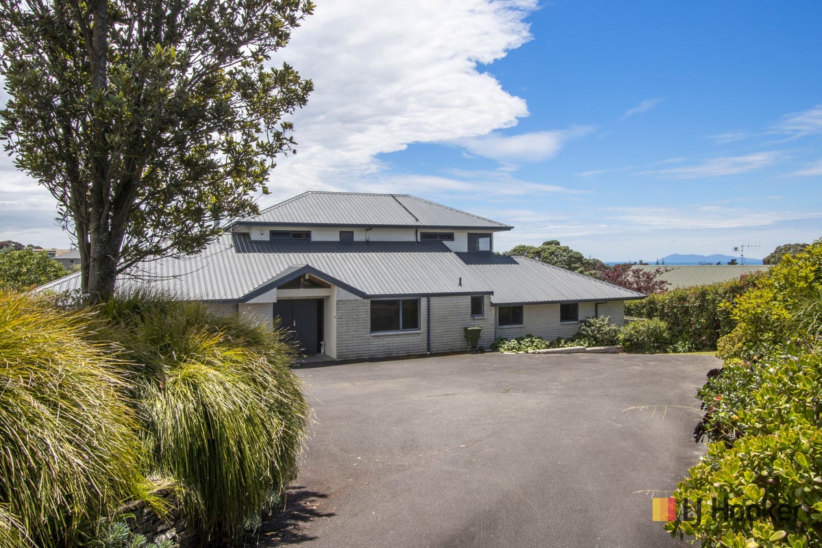 72 Koutunui Road, Athenree, Katikati - Carousel 2