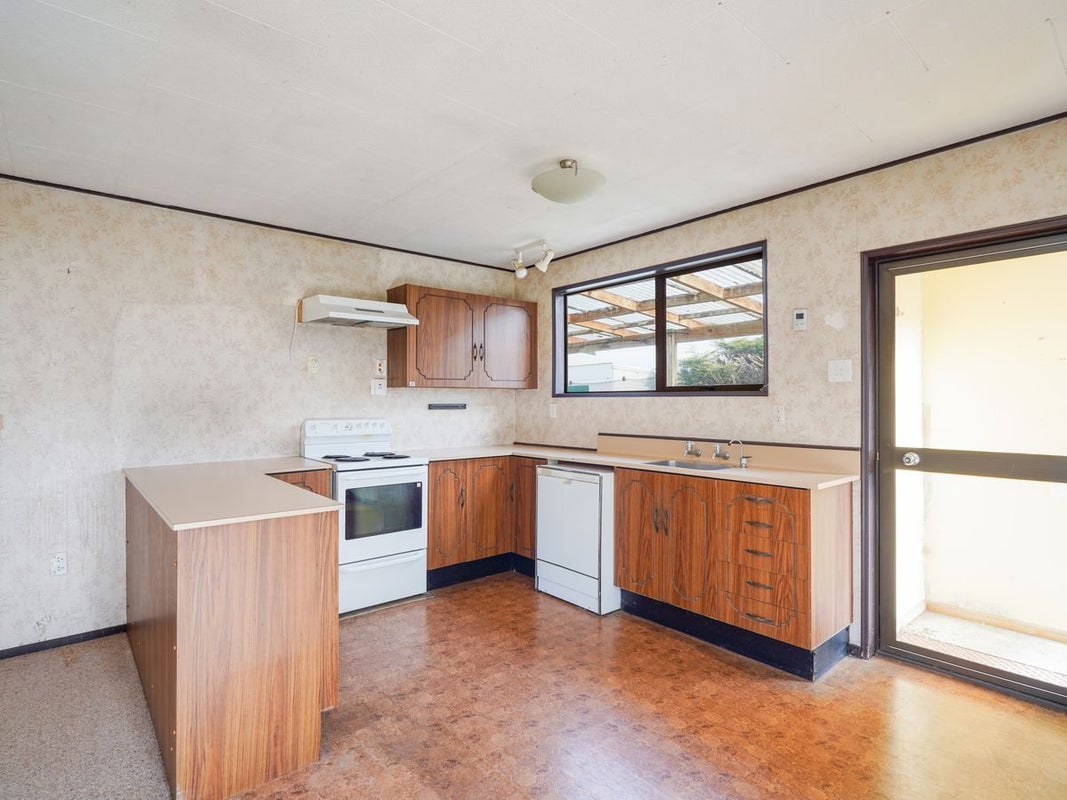 329 Wallacetown Lorneville Highway, Makarewa, Invercargill - Carousel 2