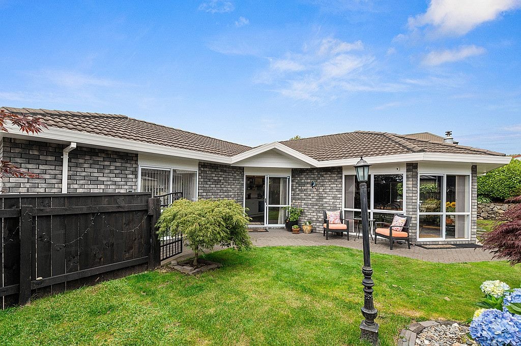 26 Hoyte Place, Pukehangi, Rotorua - Carousel 1
