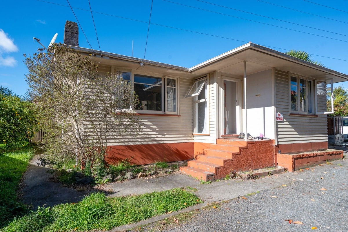 8C Bell Road, Western Heights, Rotorua - Carousel 2