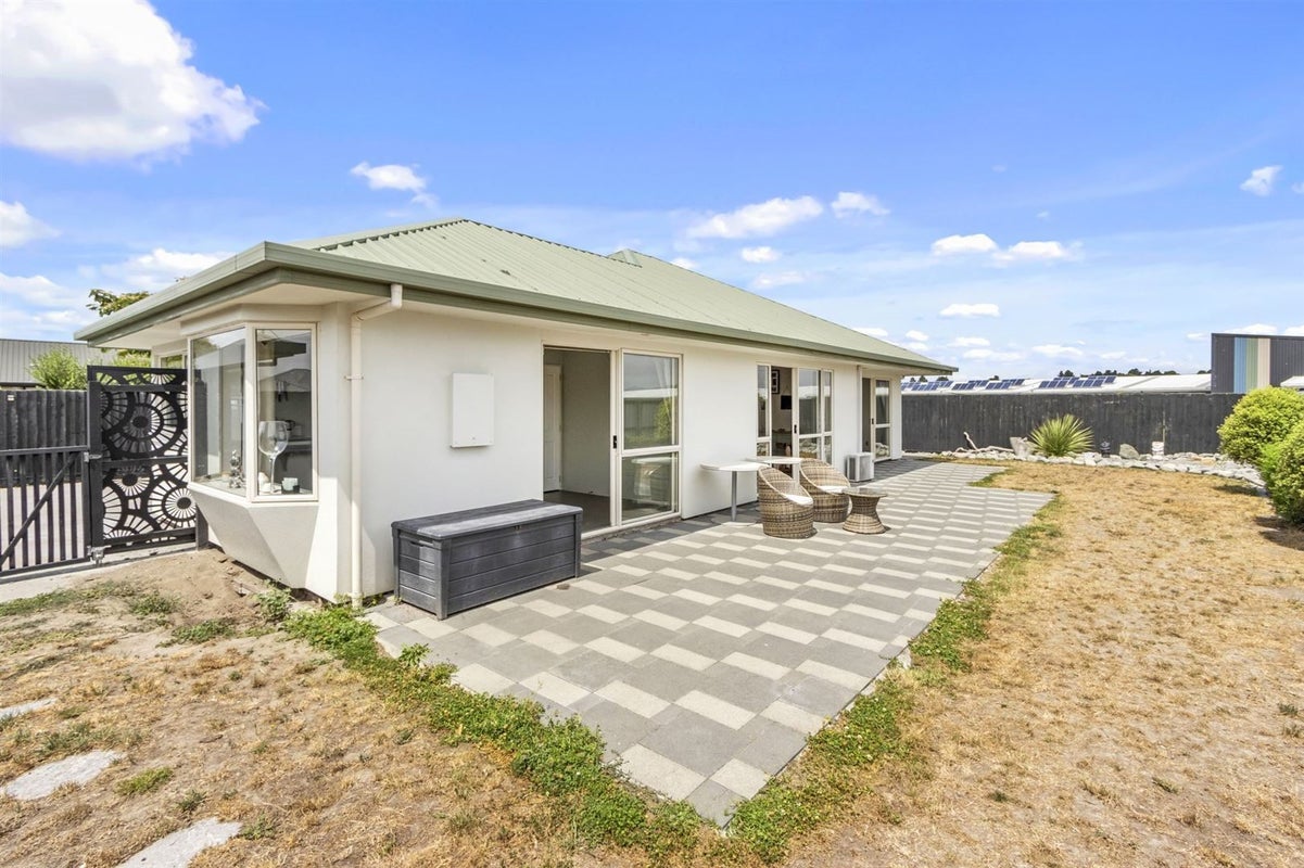 39 Surfers Place, North New Brighton, Christchurch - Carousel 2