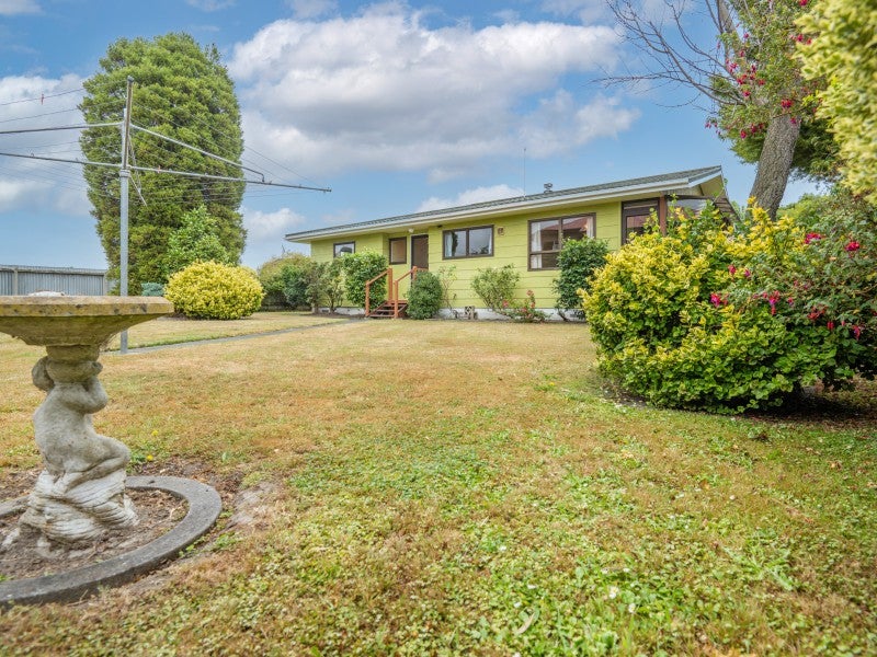 2/1304 Southland road, Raureka, Hastings - Carousel 1