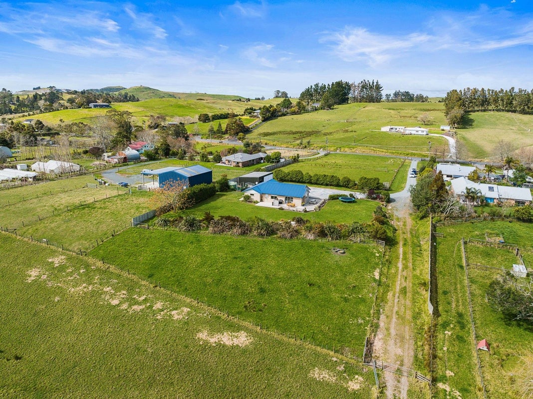 92 Maungakaramea Road, Whangarei - Carousel 22