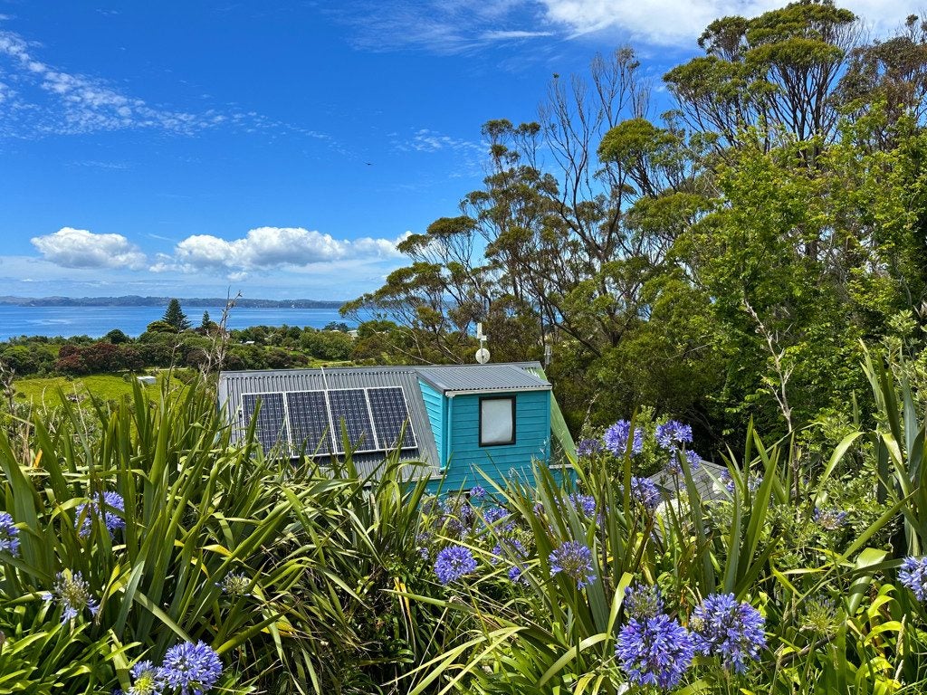41 Ocean View Crescent, Rakino Island, Auckland - Carousel 1