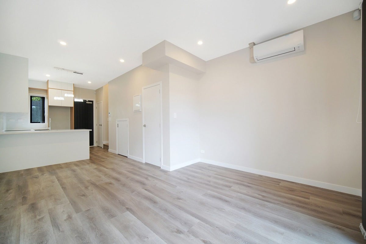 7/14A Diana Drive, Glenfield, Auckland - Carousel 1