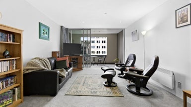 A42/10 Ebor Street, Te Aro, Wellington - Carousel 1