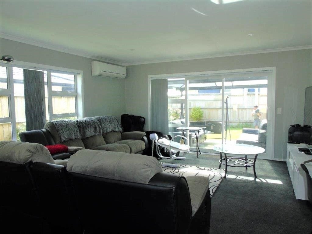 12 Rimutaka Street, Trentham, Upper Hutt - Carousel 2