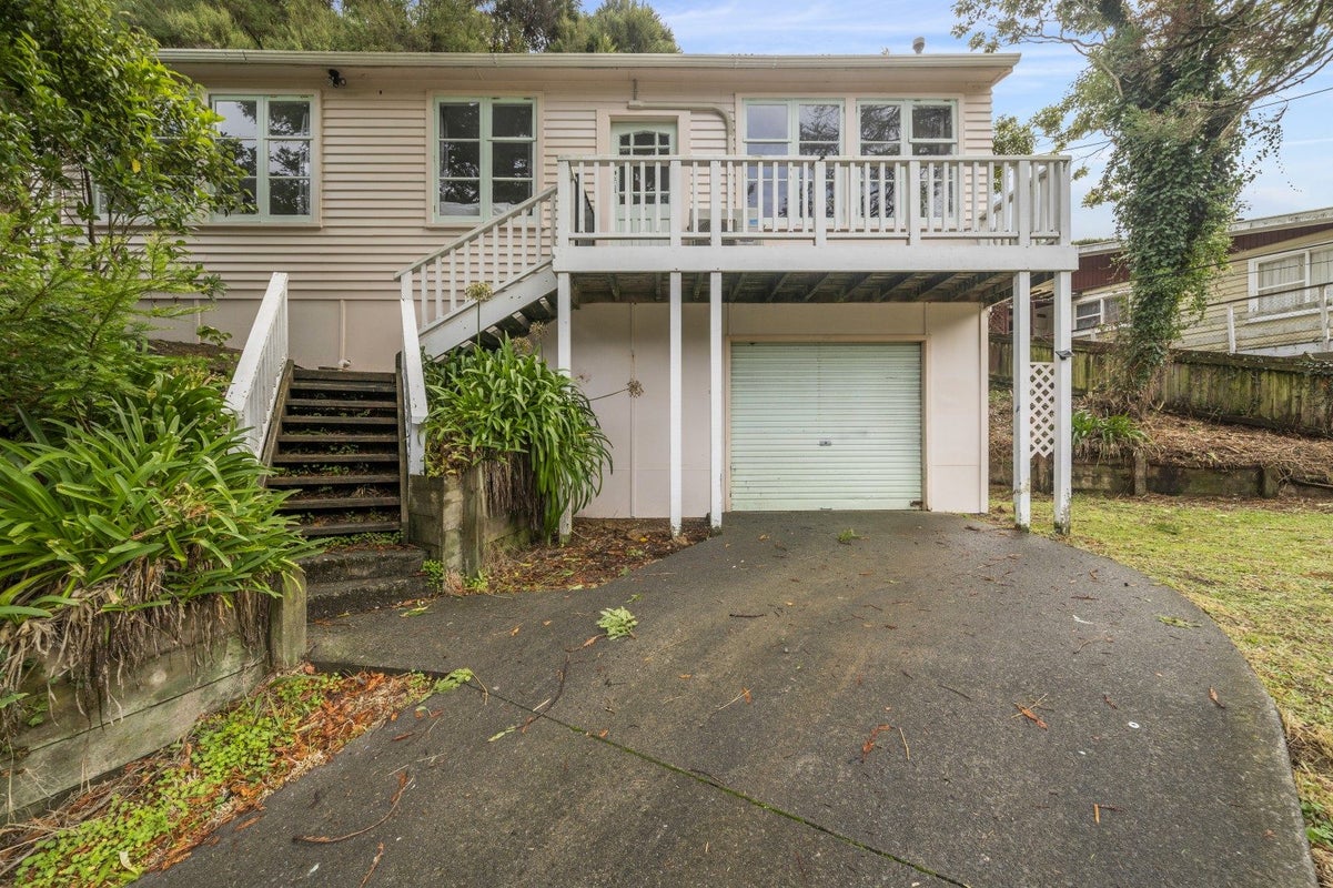105 Hair Street, Wainuiomata, Lower Hutt - Carousel 2