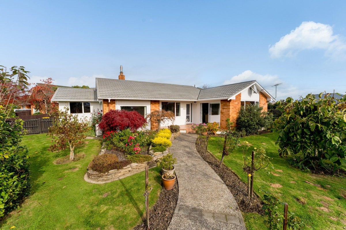 68 High Street, Mosgiel, Mosgiel - Carousel 28