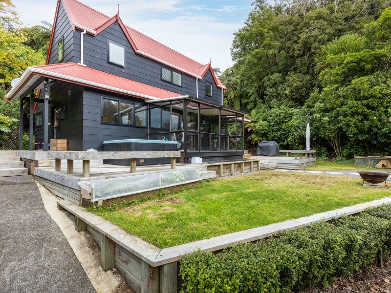 5A Spencer Place, Merrilands, New Plymouth - Carousel 2
