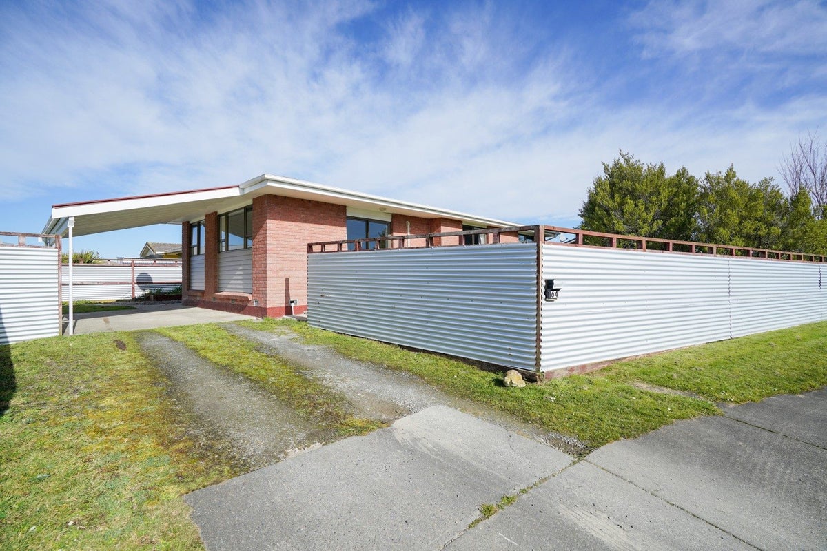 64 Humber Place, Clifton, Invercargill - Carousel 22