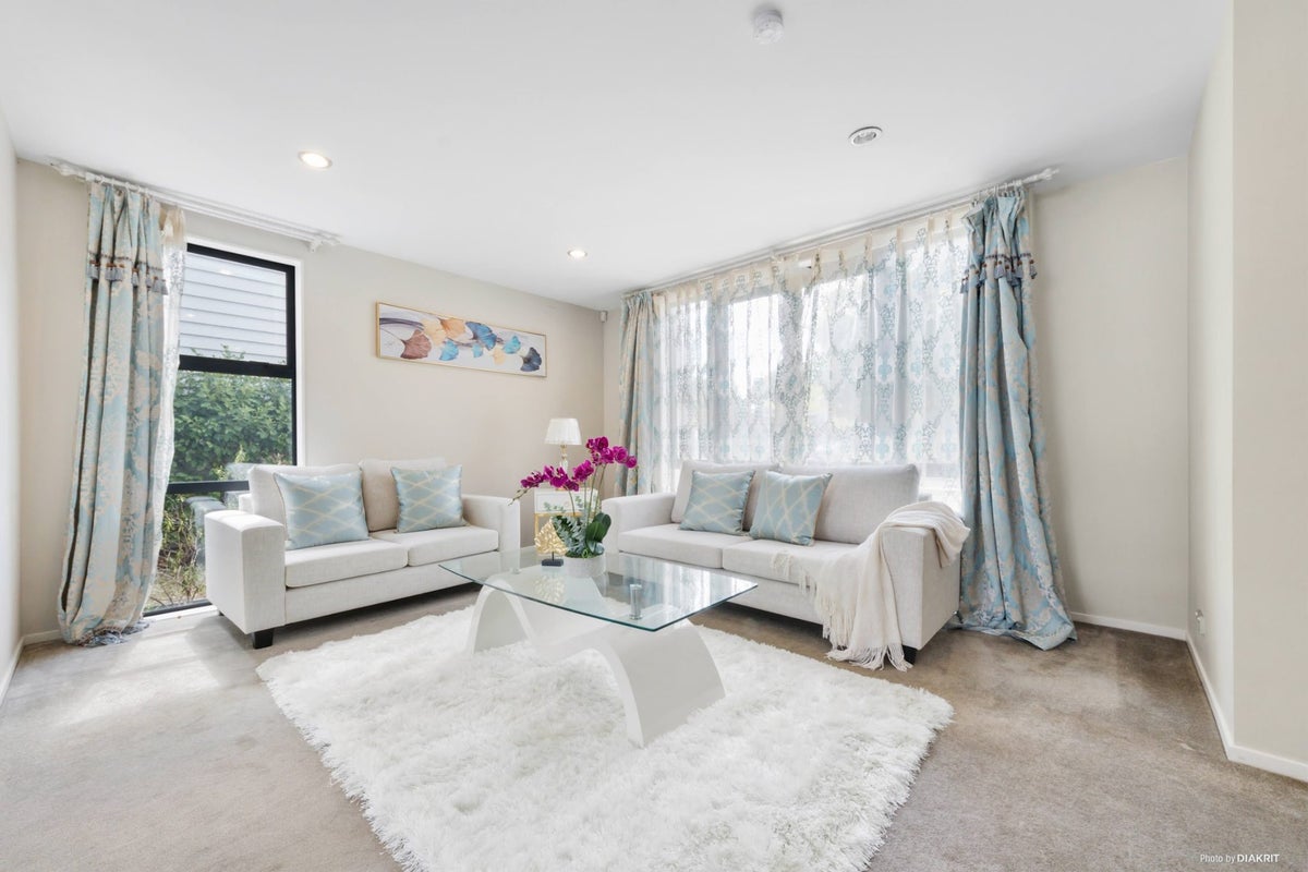 18 Mohua Avenue, Takanini, Auckland - Carousel 2