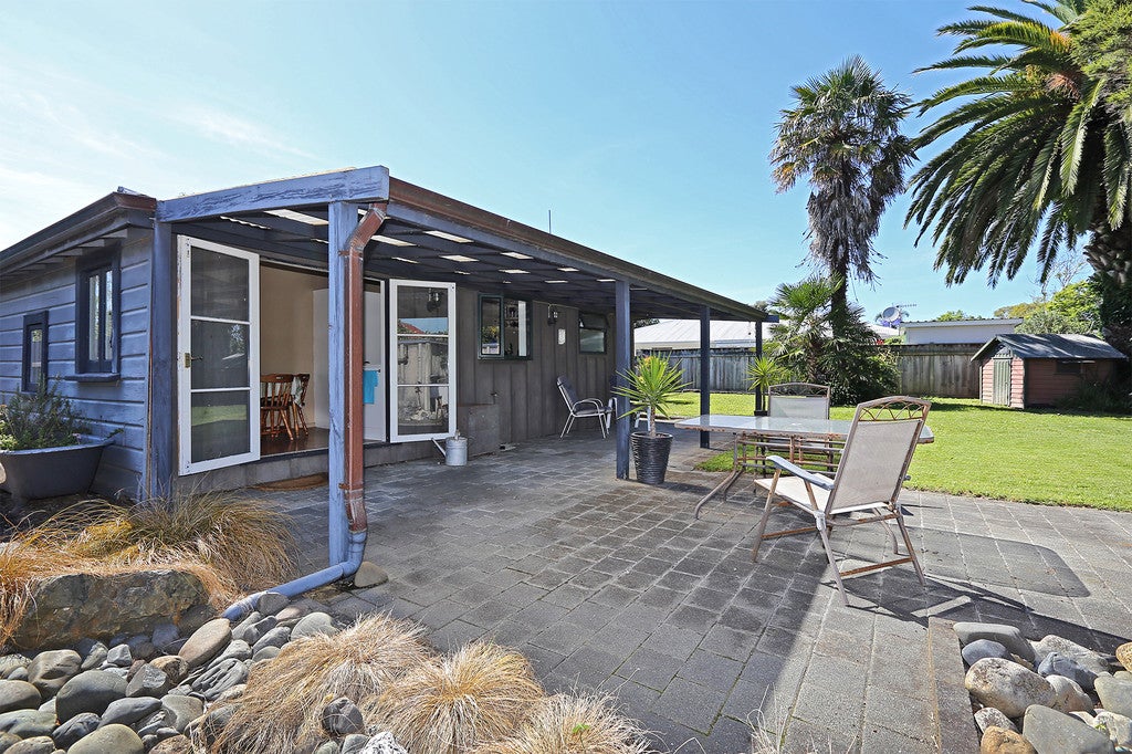 9 Holden Avenue, Haumoana, Haumoana - Carousel 2