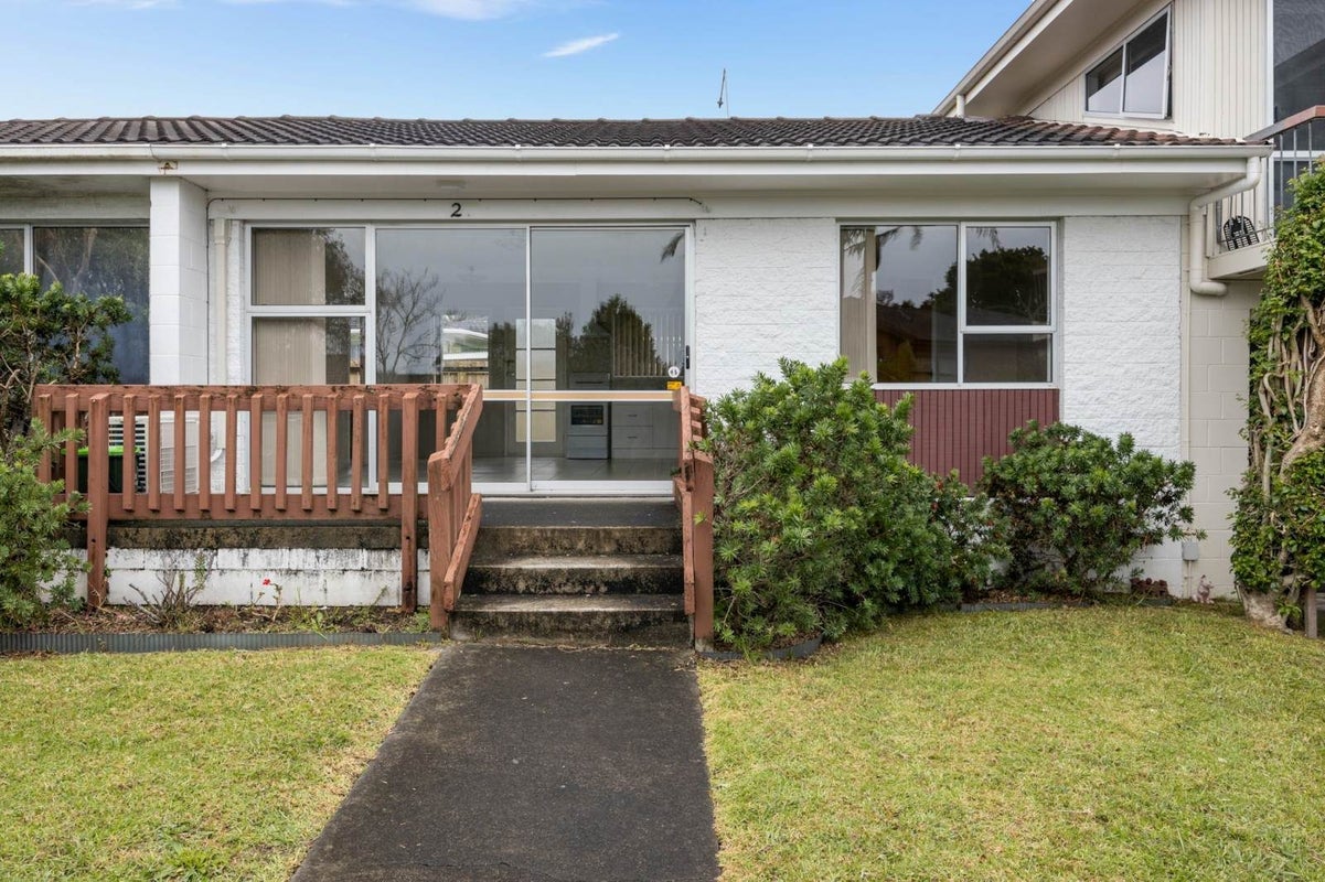 2/397 Blockhouse Bay Road, Blockhouse Bay, Auckland - Carousel 1